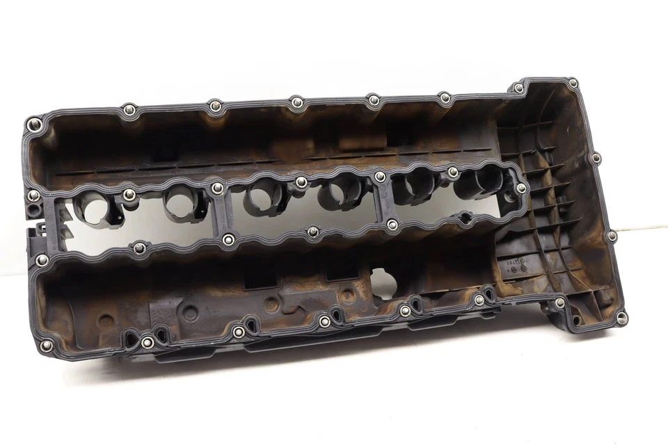 BMW Serie 1 M 2011 3,0 L - Válvula del motor/cubierta de culata 7565284 Foto 4 de 4