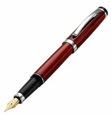 Xezo Incognito Burgundy Red Fountain Pen, Medium Nib. Diamond-Cut & Lacquered