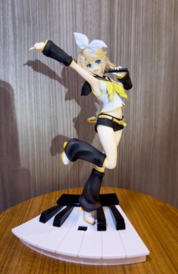 Character Vocal Series 02 Rin Kagamine Tony Version 1/7 Scale