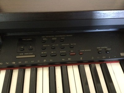 Yamaha Clavinova CVP-83S Keyboard For Parts Plays w/Issue, Pickup
