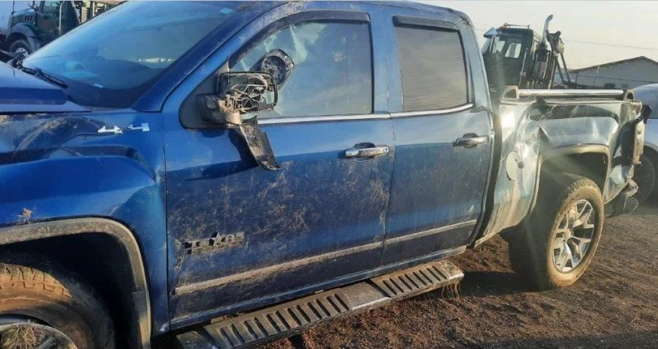 (LOCAL PICKUP ONLY) Windshield Glass Classic Style Limited Fits 17-19 SIERRA 150 Foto 2 de 4