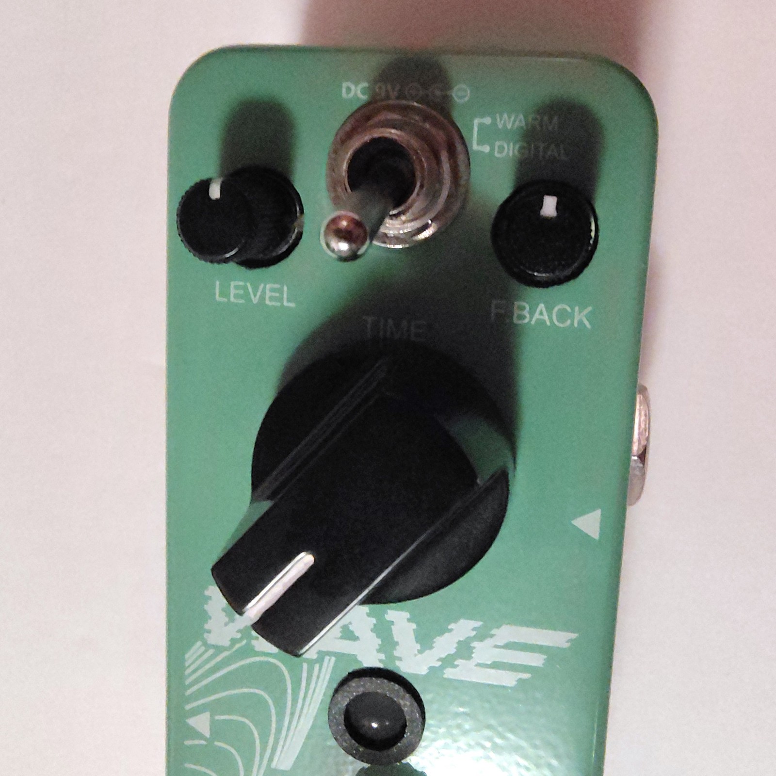 Donner Wave Mini Delay Guitar Pedal - Warm & Digital Delay Modes