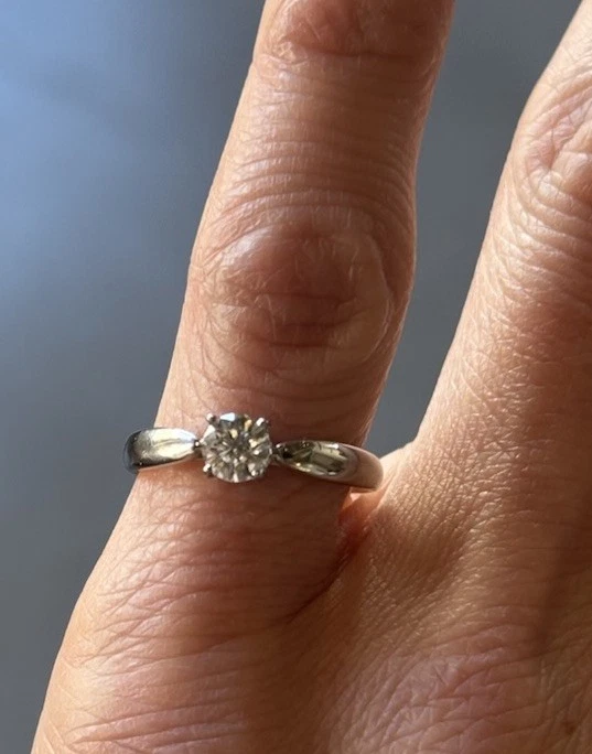 Tiffany & Co. Diamond 0.25 ctw - 0.49 ctw Total Carat Weight