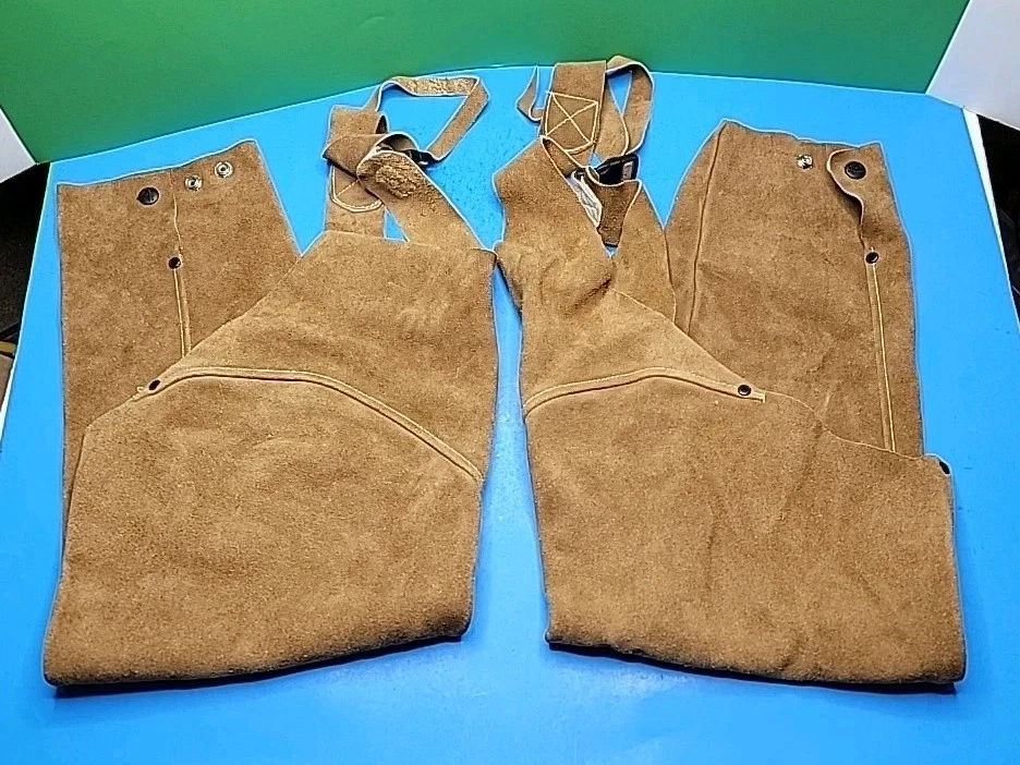 Delantal y mangas de soldadura de cuero semental negro Revco. Ver fotos para medición Foto 2 de 4