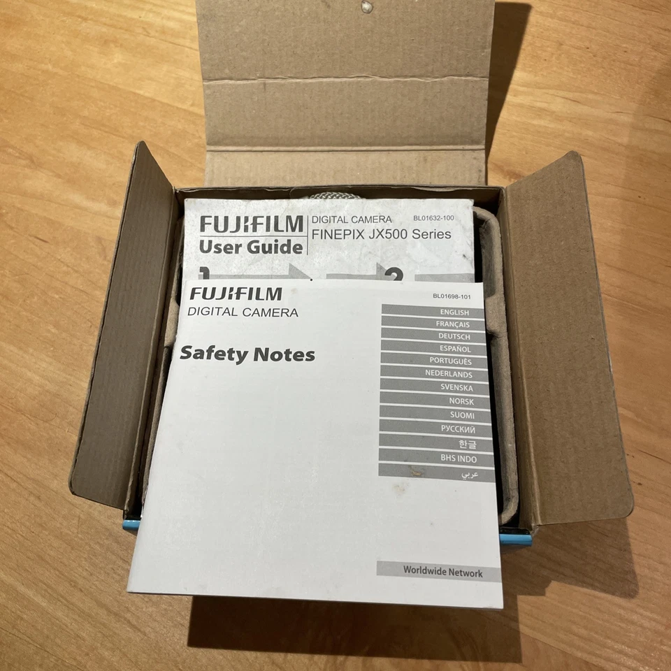 Fujifilm FinePix JX550, photo 3 of 5