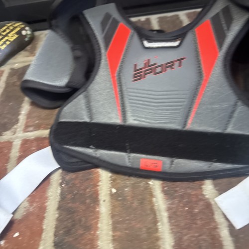 BAUER LiL Sport Hockey Shoulder Pads Youth Large In Good Condition - Picture 7 of 11