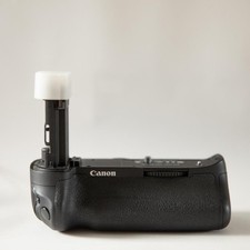 Canon Battery Grip BG-E20 for vertical shooting