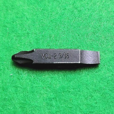 Replacement Leatherman combination Phillips / Slotted flat bit