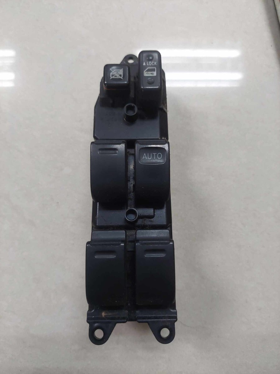 TOYOTA COROLLA ALTIS 2000-2005 Right Main Window Switch 84820