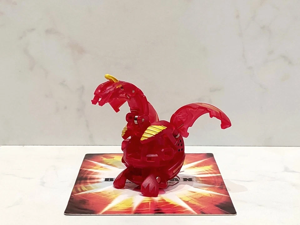 New BAKUGAN Translucent Pyrus CYBORG HELIOS 680G New Vestroia Spin Master/SEGA - Image 4 of 4