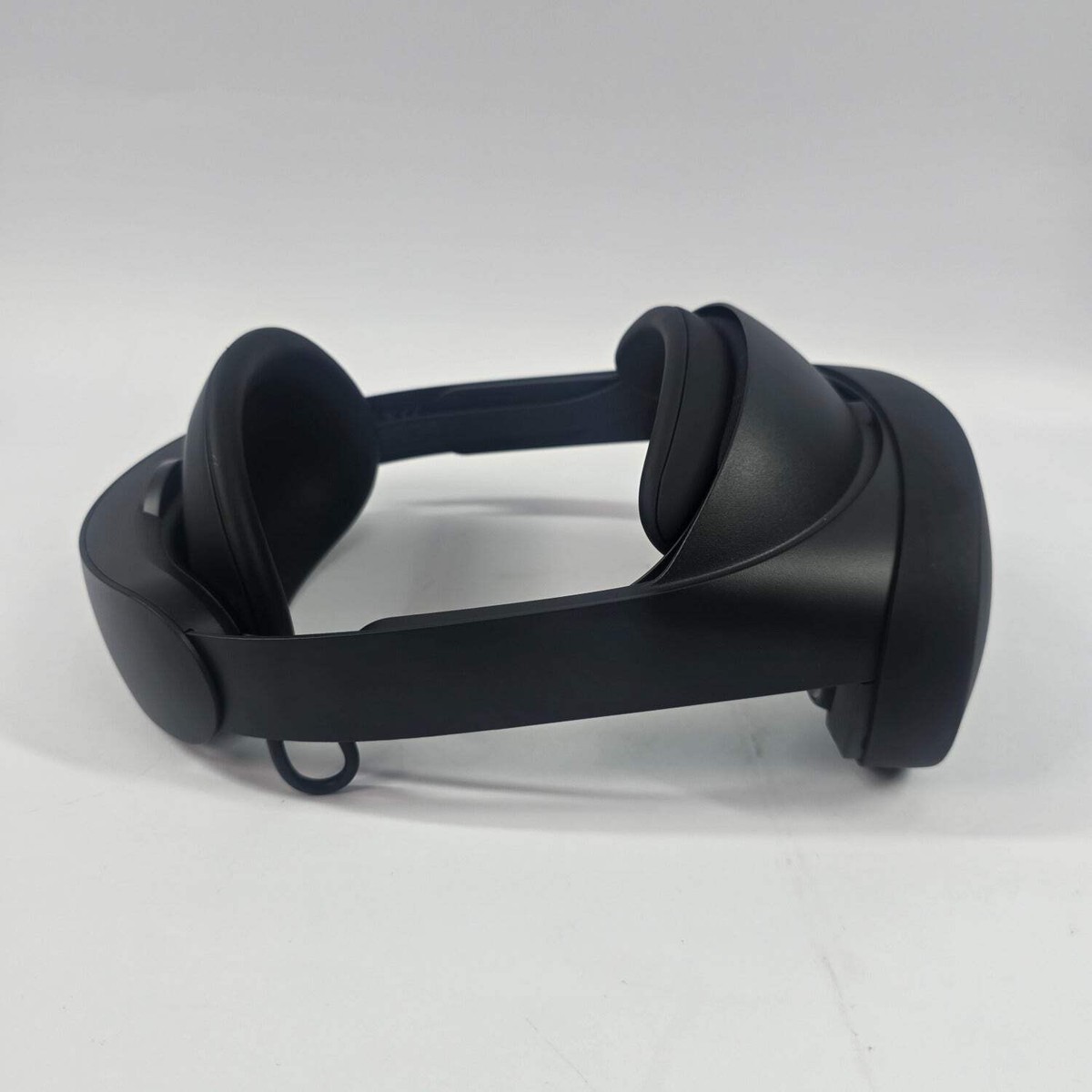 Meta Quest Pro 256GB Standalone All-in-One VR Headset DK94EC for