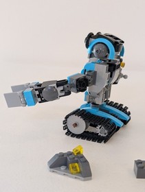 LEGO  Creator  31062  Robo Explorer Robot (Complete set w/Instructions)