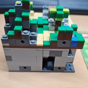 LEGO Minecraft 21102 Micro World - Discontinued Collectible Official