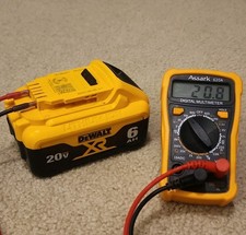 DeWalt DCB206 20V Max 6Ah XR Premium Lithium Battery Pack 21700 Cells 2023 Date