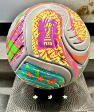 Adidas Copa Mundial 2026 Trionda Misterioso Ciudades Anfitrionas Mini Balón de Fútbol FIFA