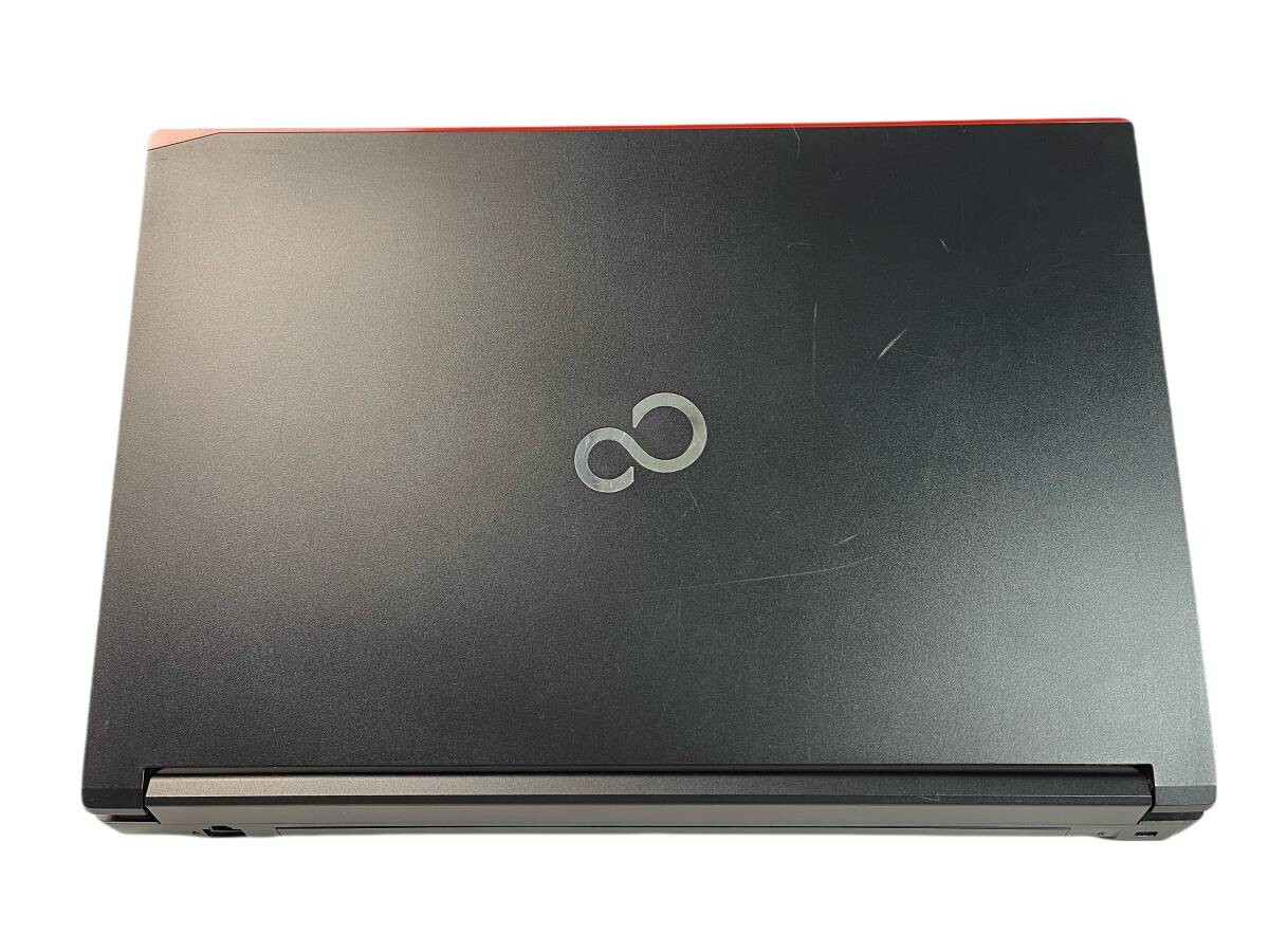 Fujitsu LIFEBOOK A577/R Intel Core i3-7100U 2.40GHz SSD 128GB RAM