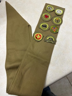 Vintage Narrow Boy Scout Merit Badge Sash W/8 Merit Badges