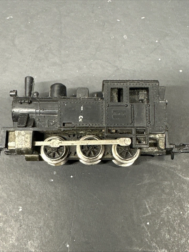 VTG N Scale Train Lot MP Santa Fe AHM, tracks, engine cars, bridge untested  - Image 2 of 4