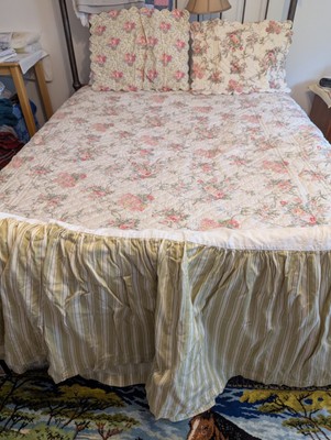 Pine Cone Hill Floral Queen Quilt, 2 Standard Shams, Bedskirt, Bonus Sheet Set