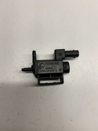 2013 MERCEDES-BENZ C Coupe C204 C 350 Magnetventil A0025406897