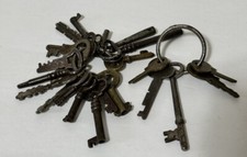 vintage set of 22 Skeleton And Various Other Keys on 2 Rings