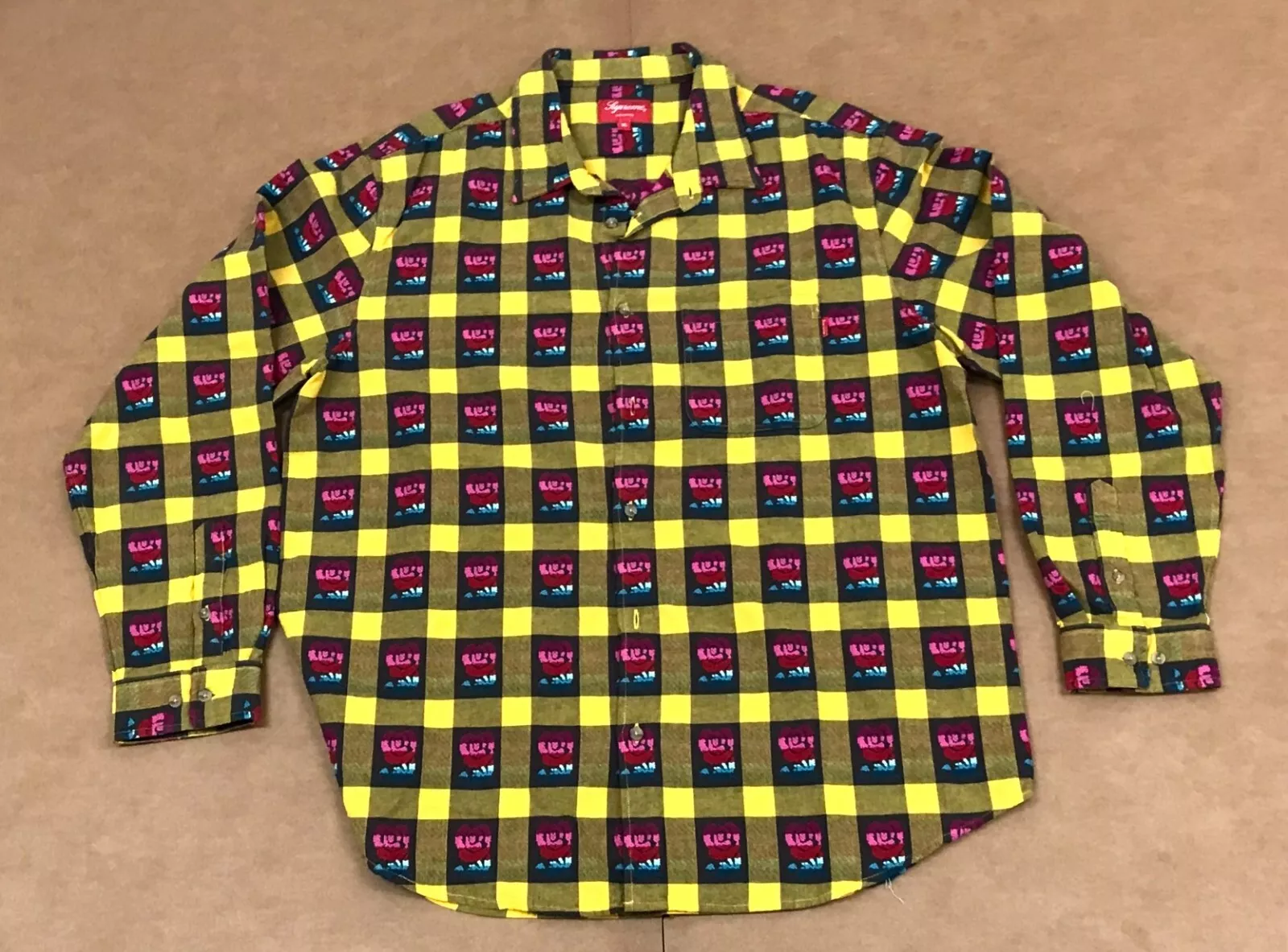 SH19 SUPREME ROSE BUFFALO CHEMISE BOUTONNÉE JAUNE TAILLE XL FLORALE (Boîte 13)