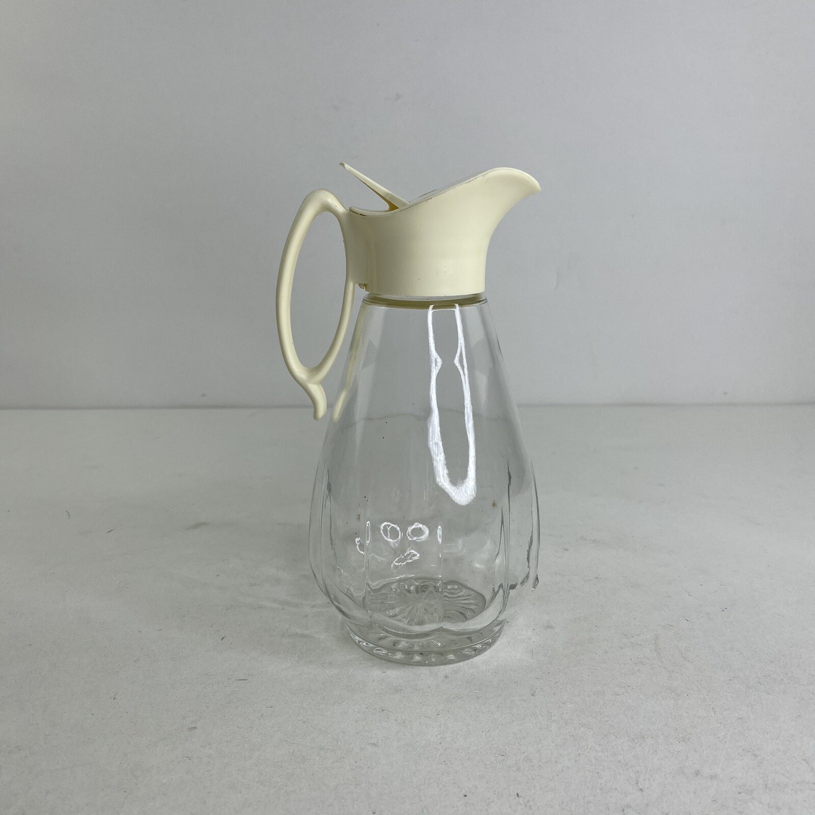 Vintage Glass Syrup Bottle Server 20 oz Dispenser Pourer Screw On Top
