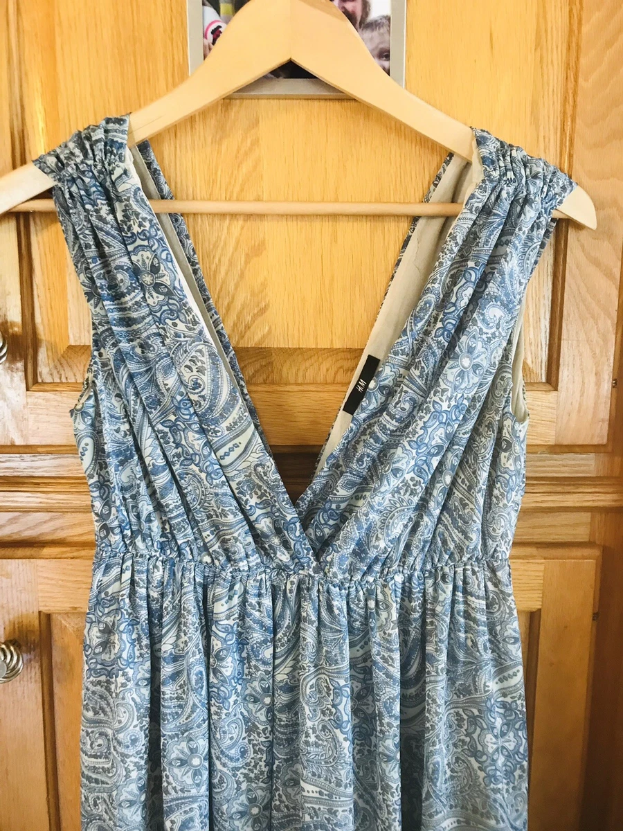 H M Light Blue Paisley Double V Neck Empire Waist prom Dress Size 4 Sleeveless