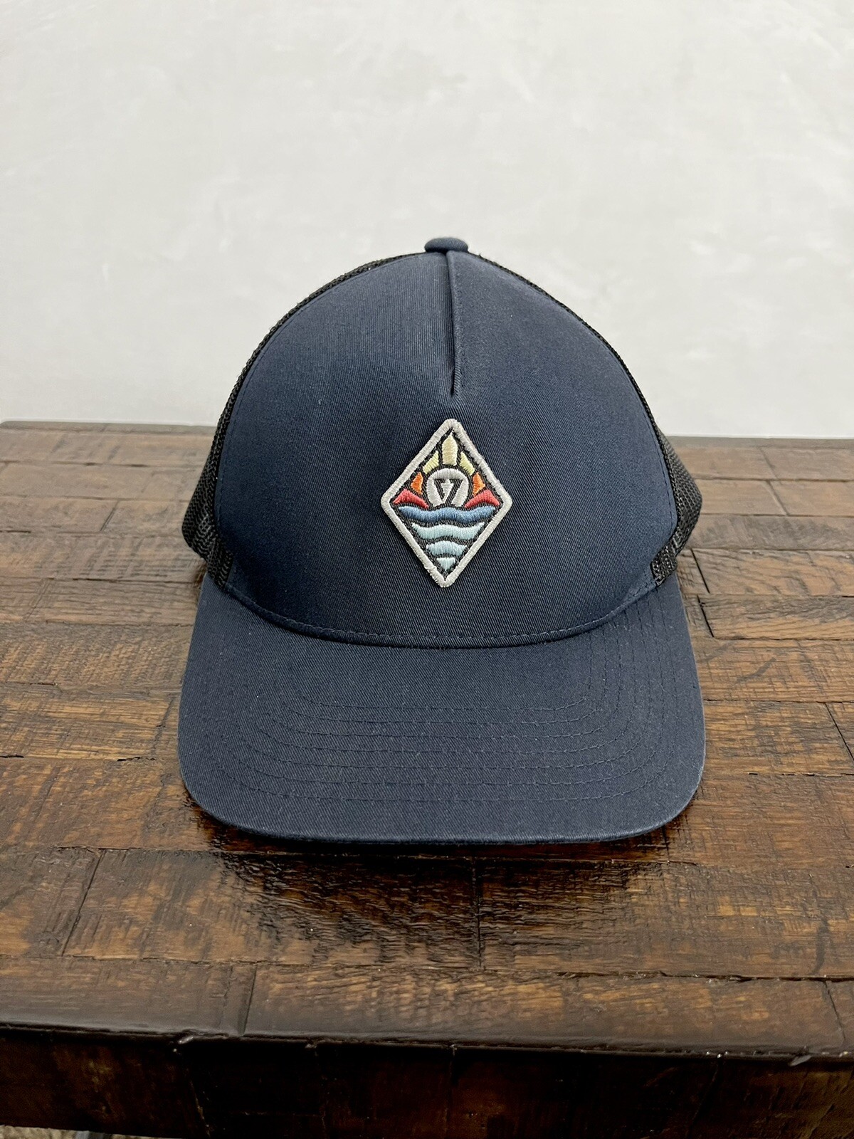 Vissla Hat Mens One Size Adjustable Snap Back Navy Blue Black Mesh Trucker Cap