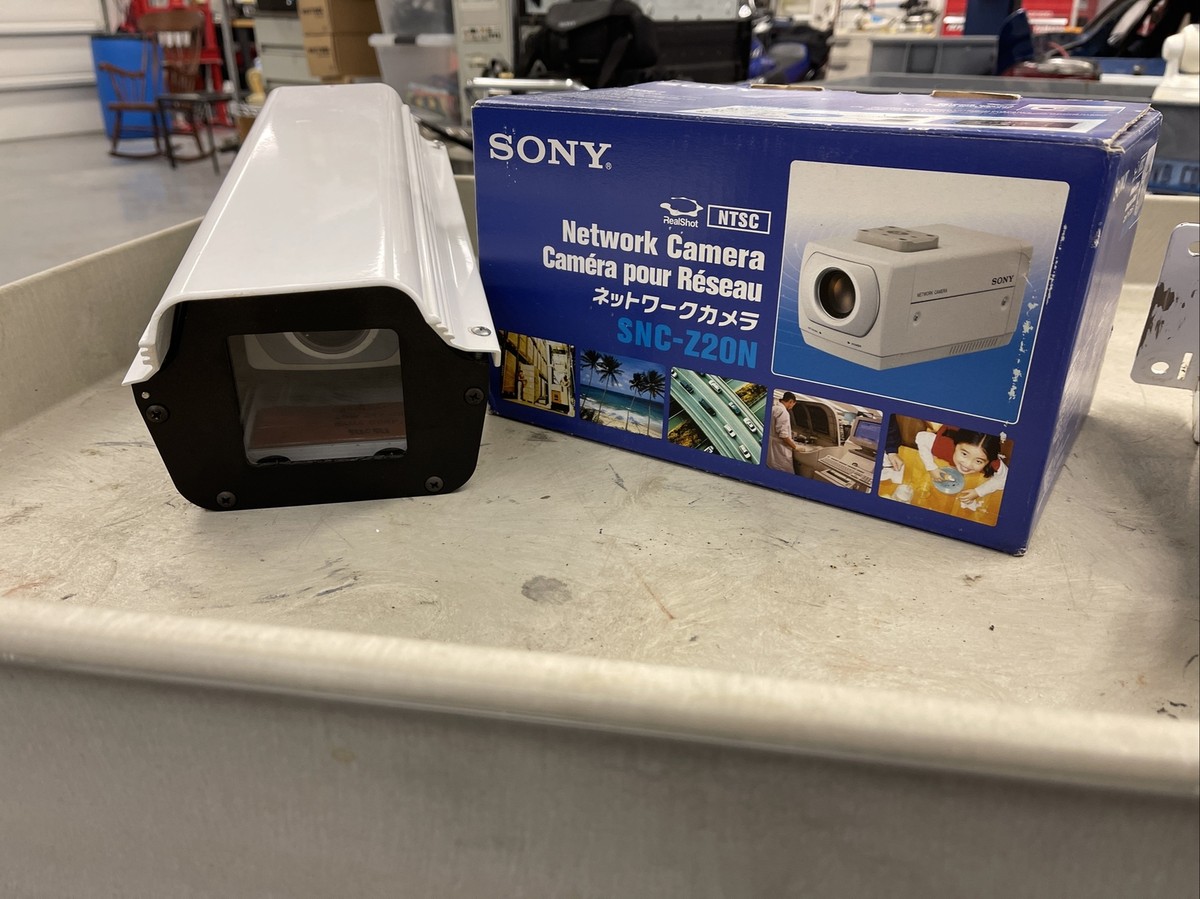 ソニー ネットワークカメラ　SNC-Z20N Sony 18x Network Security Surveillance Camera - SNC-Z20N