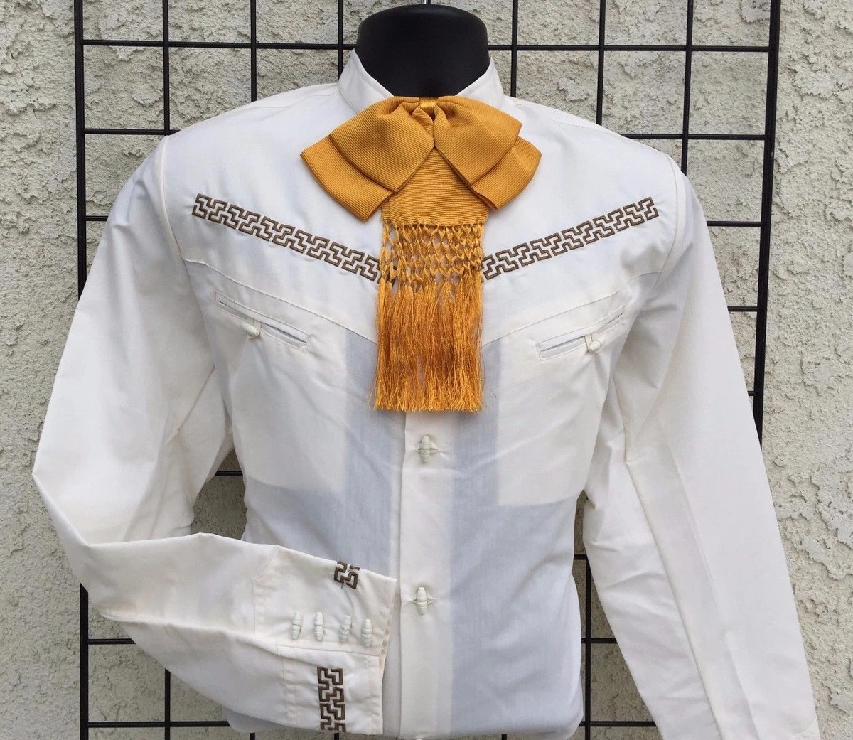 MEXICAN WESTERN SHIRT STITCHED CHARRO. CAMISA CHARRA GALA BORDADA