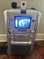 Memorex Karaoke Machine 5.5 Monitor/ Video Camera