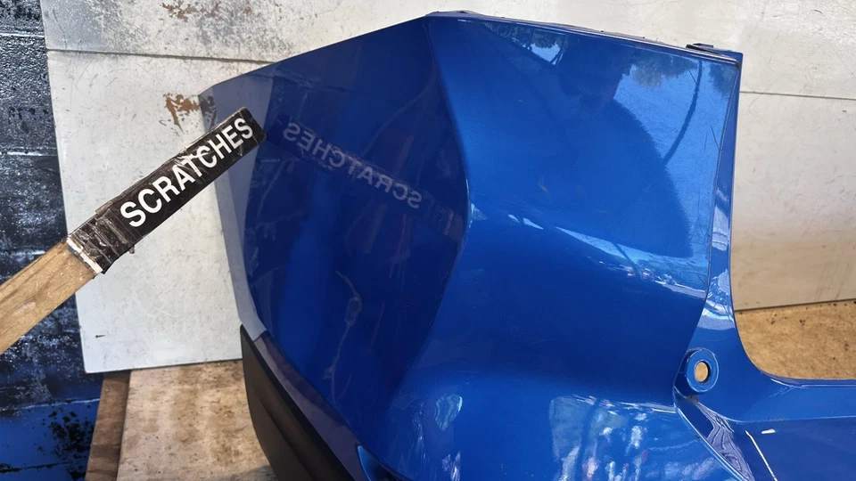 Parachoques trasero OEM 2022-2024 Chevy Equinox LS/LT/Premier con paquete de remolque sin sensores Foto 2 de 4