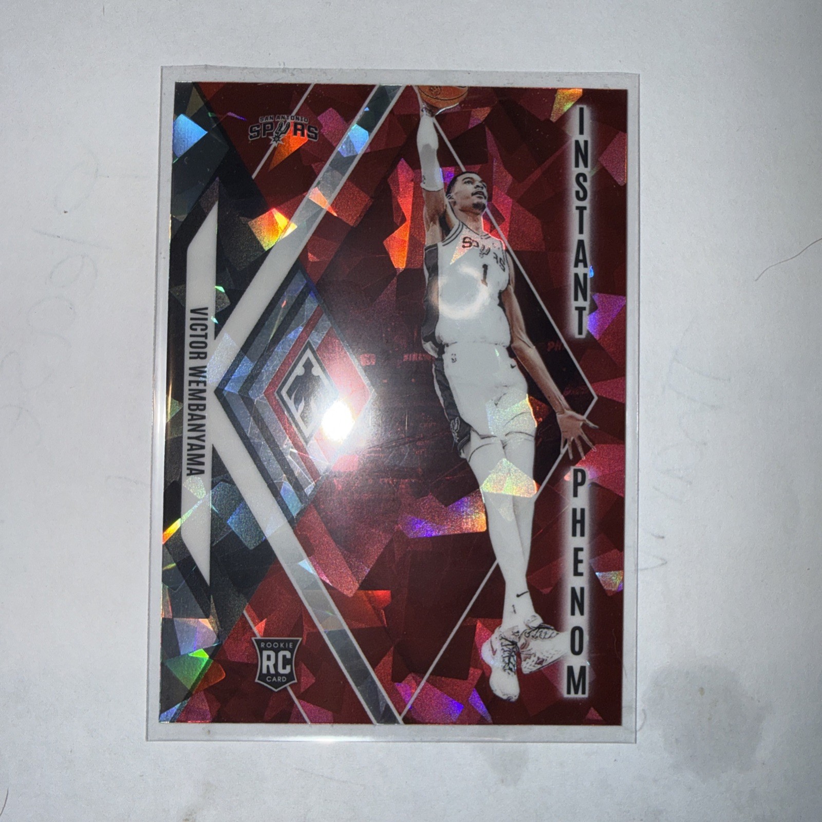 2023-24 Panini Phoenix - Instant Phenom Victor Wembanyama #13 Red Ice (RC)