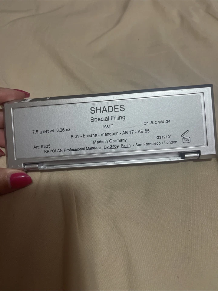 Paleta de Sombras de Ojos Profesional Kryolan con Pincel y Espejo Nueva Foto 3 de 3