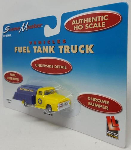 WALTHERS LIFE-LIKE 1640 1/87 HO SceneMaster Vintage NATIONAL OIL Fuel Tank Truck - Picture 3 of 4