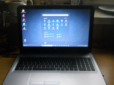 HP 255-G5 , 15,6 Zoll FULLHD, 8GB-DDR3L-RAM , 256Gb-SSD , AMD A6-7310 APU mit R4
