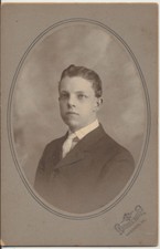 PORTRAIT OF YOUNG MAN W/ CURLED HAIRSTYLE - HANOVER, PA