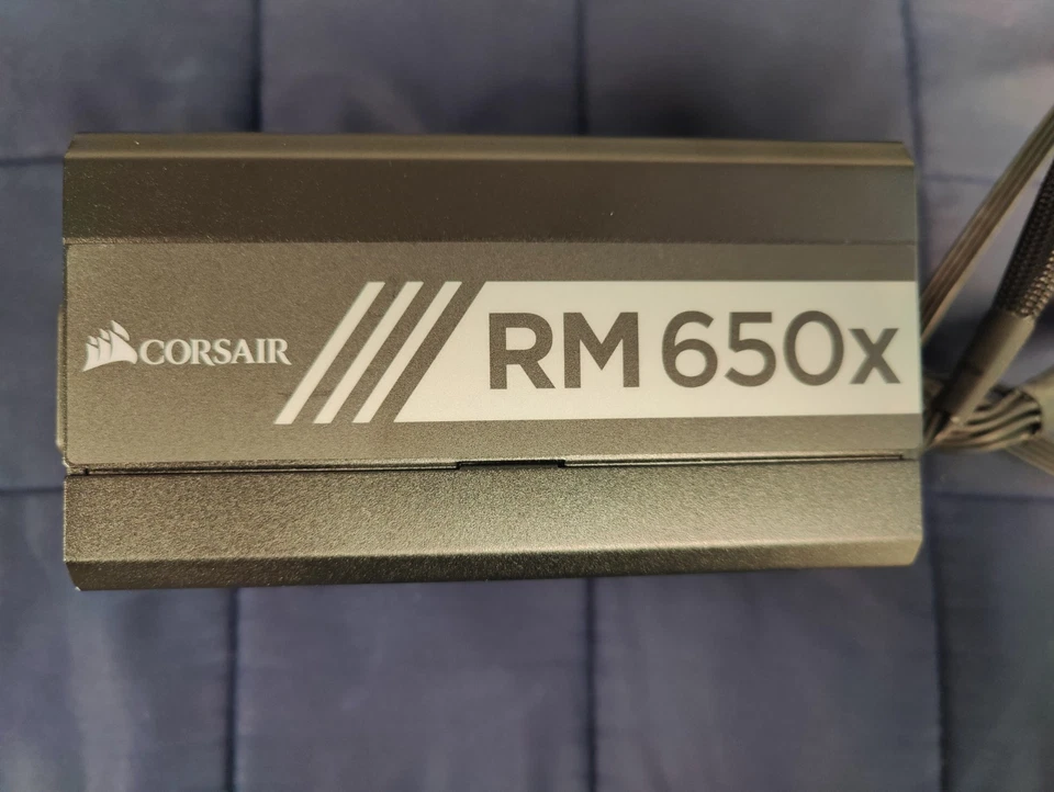 Corsair RM650x 650W 80Plus Gold Fully Modular Power Supply w/ Some Cables - Image 4 of 4