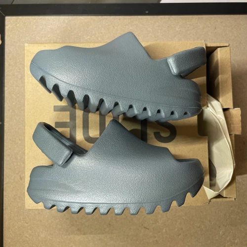 ADIDAS Yeezy Slide neonati taglia 7K