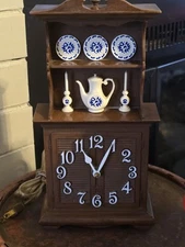 Spartus Vintage Kitchen Clock China Hutch Electric Brown Blue Works Vintage 