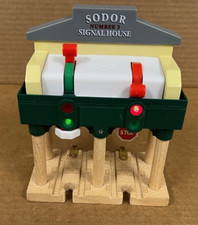 Thomas  Friends Wooden Railway SODOR 3 Signal House Sound/Lights 1081WJ00