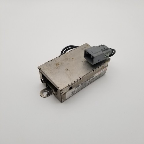 2000 2001 2002 2003 Jaguar S-Type Radio Antenna Isolator XR8F18K891AD OEM