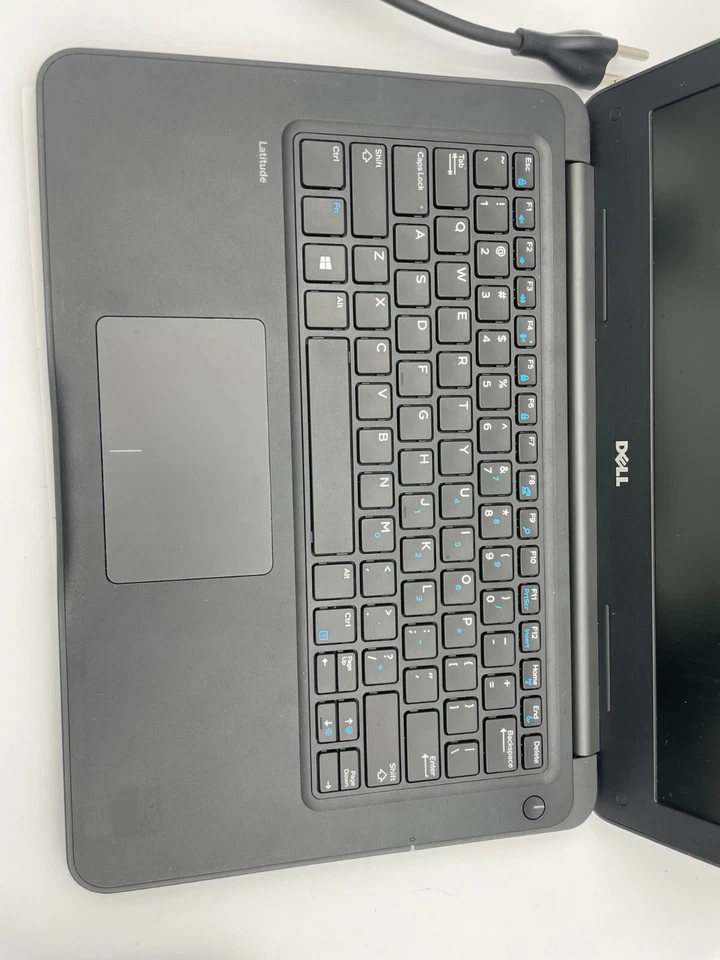 Laptop Dell Latitude 3380 4GB 128GB SSD i3-6006U CPU @ 2.00GHz Windows 10 Pro - Image 4 of 4