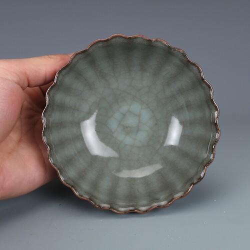 11*5 cm Coleccionar China Cerámica Song Guan Horno Porcelana Crisantemo Pétalo Cuenco - Imagen 3 de 5