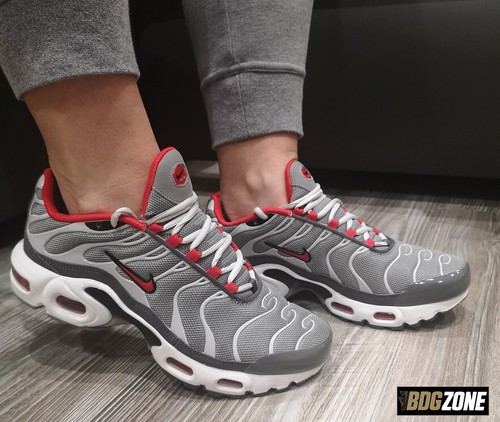 nike air max plus s