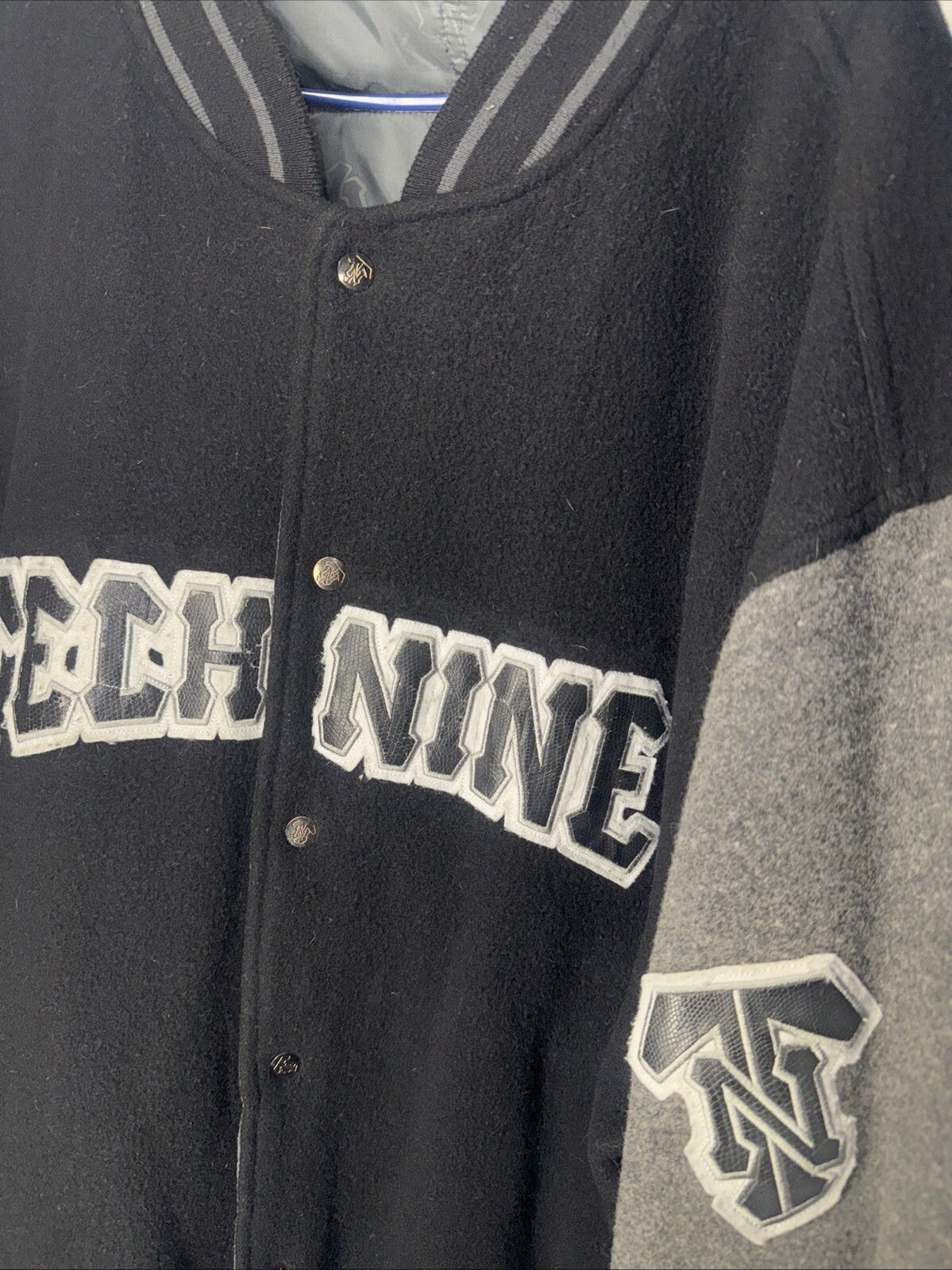 Vintage Early 2000’s Technine Snowboard Jacket XXL Black Grey White Button RARE image 3