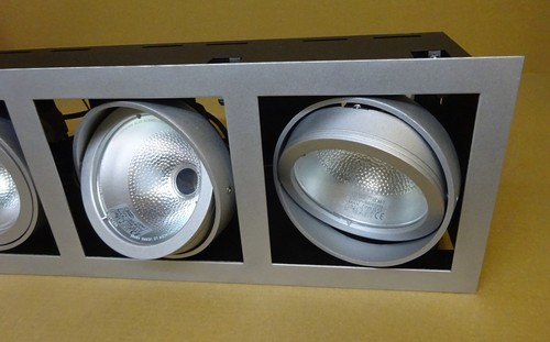 NEW Aluminium Ceiling Flush 3 Spot Light G12 Dual Tilt - Silver - Picture 9 of 9