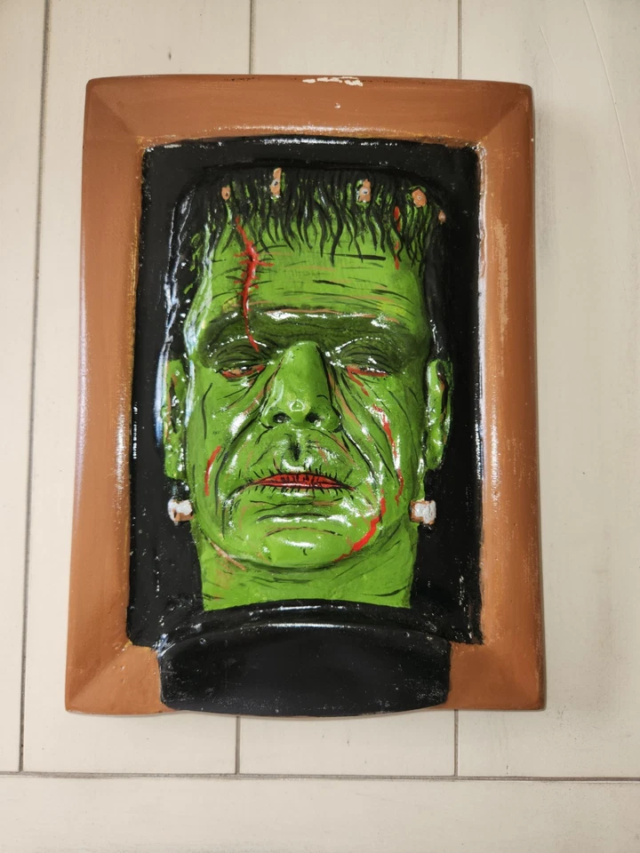 1980's Aurora Master Monster Maker Contest Frankenstein Plaster Plaque Kit - Image 2 of 4