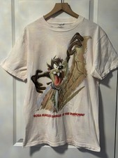 Vintage 90s Taz Looney Tunes T-shirt Measures To A Large